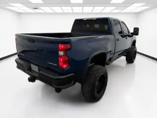 Chevrolet Silverado 2500HD 2022 4x4 Custom 4dr Crew Cab SB