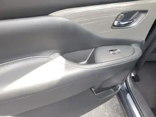Nissan Murano 2017 AWD SL 4dr SUV (lanzamiento a mitad de año)