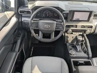Toyota Tacoma 2026 4x4 Limited 4dr Double Cab 5.0 ft SB