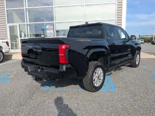 Toyota Tacoma 2026 4x4 Limited 4dr Double Cab 5.0 ft SB
