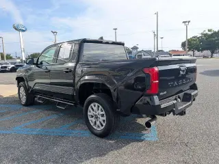 Toyota Tacoma 2026 4x4 Limited 4dr Double Cab 5.0 ft SB