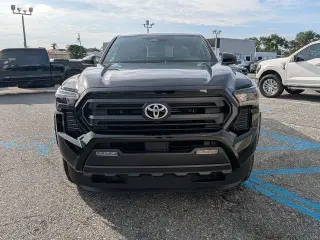 Toyota Tacoma 2026 4x4 Limited 4dr Double Cab 5.0 ft SB