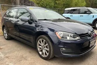 Volkswagen Golf SportWagen 2017 TSI SE 4dr Familiar
