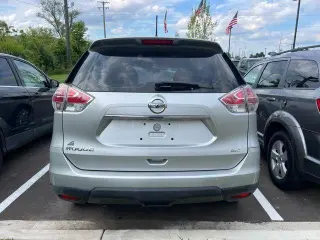 Nissan Rogue 2016 AWD S 4dr Crossover
