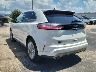 Ford Edge 2022 AWD Titanium 4dr Crossover