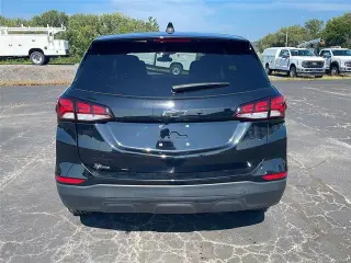 Chevrolet Equinox 2023 LS 4dr SUV con 1LS