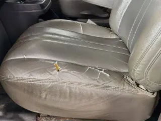 Furgón de carga GMC Savana 2018 2500 3 puertas
