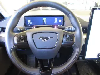 Ford Mustang Mach-E 2023 Select 4dr SUV