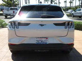 Ford Mustang Mach-E 2023 Select 4dr SUV