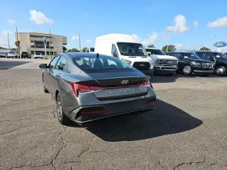 Hyundai ELANTRA 2024 SEL 4dr Sedán