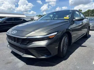 Hyundai ELANTRA 2024 SEL 4dr Sedán