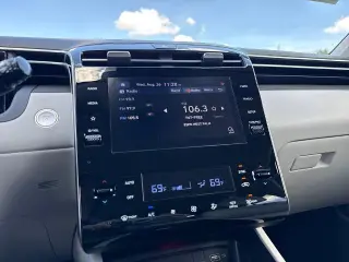 Hyundai TUCSON 2022 SEL 4 SUV