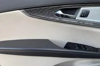 Lincoln Nautilus 2020 AWD Reserve 4dr SUV