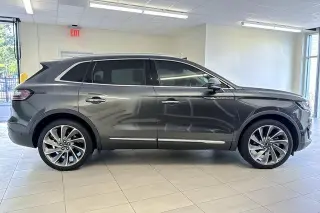 Lincoln Nautilus 2020 AWD Reserve 4dr SUV