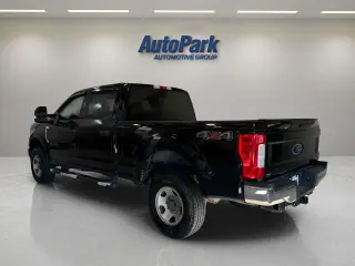 Ford F-250 Super Duty 2019 4x4 XLT 4dr Crew Cab 6.8 ft. SB Pickup