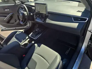 Toyota Corolla Cross 2026 AWD XLE 4dr Crossover