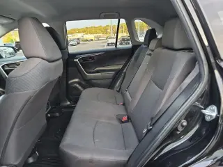 Toyota RAV4 2025 LE 4dr SUV