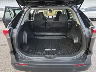 Toyota RAV4 2025 LE 4dr SUV