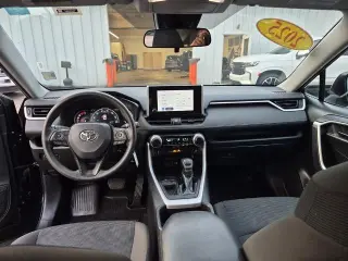 Toyota RAV4 2025 LE 4dr SUV