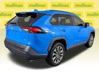Toyota RAV4 2019 XLE Premium 4 SUV