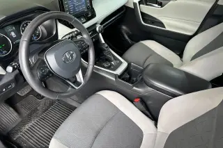 Toyota RAV4 Hybrid 2021 AWD XLE 4dr SUV