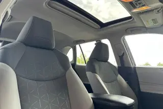 Toyota RAV4 Hybrid 2021 AWD XLE 4dr SUV