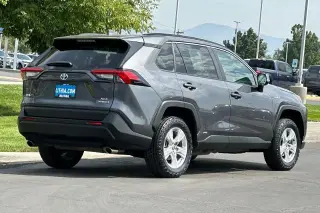 Toyota RAV4 Hybrid 2021 AWD XLE 4dr SUV