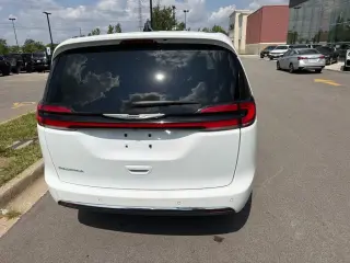 Chrysler Pacifica 2023 Touring L 4dr Mini-Van