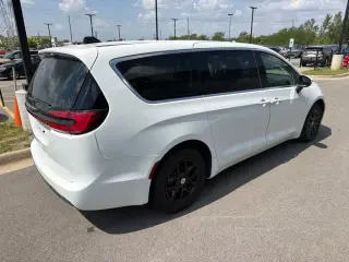 Chrysler Pacifica 2023 Touring L 4dr Mini-Van