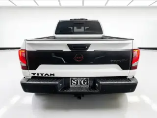 Nissan Titan 2024 4x4 PRO-4X 4dr Crew Cab 5.6 ft. SB