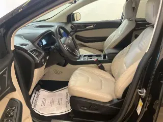 Ford Edge 2023 AWD Titanium 4dr Crossover