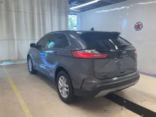 Ford Edge 2022 AWD SEL 4dr Crossover