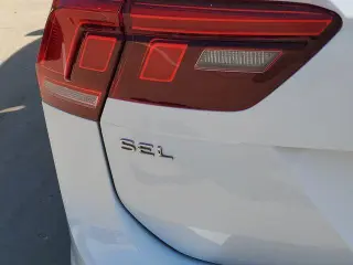 Volkswagen Tiguan 2022 AWD SEL R-Line 4Motion 4dr SUV