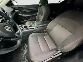 Nissan Altima 2024 2.5 S 4dr Sedán