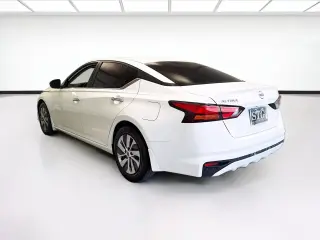 Nissan Altima 2024 2.5 S 4dr Sedán