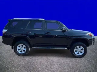 Toyota 4Runner 2016 4x4 SR5 4dr SUV