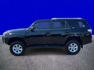 Toyota 4Runner 2016 4x4 SR5 4dr SUV