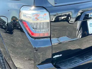 Toyota 4Runner 2016 4x4 SR5 4dr SUV
