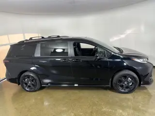 2025 Toyota Sienna