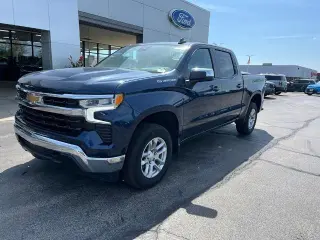 Chevrolet Silverado 1500 2023 4x4 LT 4dr Crew Cab 5.8 ft. SB con 2FL