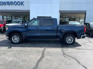 Chevrolet Silverado 1500 2023 4x4 LT 4dr Crew Cab 5.8 ft. SB con 2FL