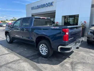 Chevrolet Silverado 1500 2023 4x4 LT 4dr Crew Cab 5.8 ft. SB con 2FL