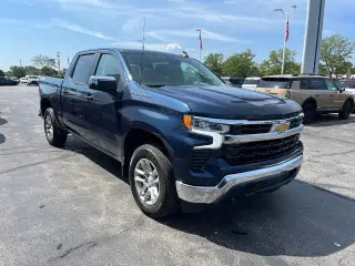 Chevrolet Silverado 1500 2023 4x4 LT 4dr Crew Cab 5.8 ft. SB con 2FL