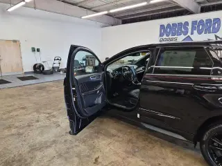 Ford Edge 2022 AWD ST-Line 4dr Crossover