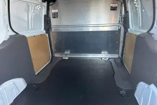 Ford Transit Connect 2023 XL 4 puertas furgón largo de carga con puertas traseras de carga