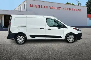 Ford Transit Connect 2023 XL 4 puertas furgón largo de carga con puertas traseras de carga