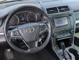 Toyota Camry 2015 SE 4dr Sedán