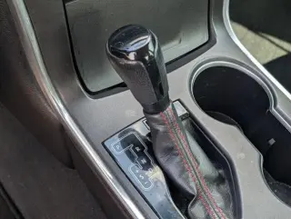Toyota Camry 2015 SE 4dr Sedán