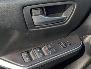 Toyota Camry 2015 SE 4dr Sedán