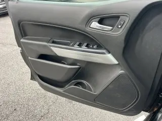 Chevrolet Colorado 2019 4x2 LT 4dr Crew Cab 5 ft. SB
